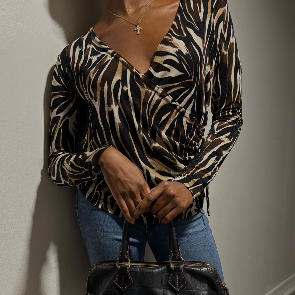 Choices Black and Brown Wrap Blouse Fitted Style